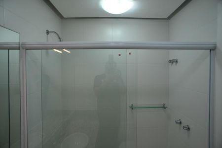 Apartamento à venda com 149m², 3 quartos e 3 vagasBanheiro Suíte 1