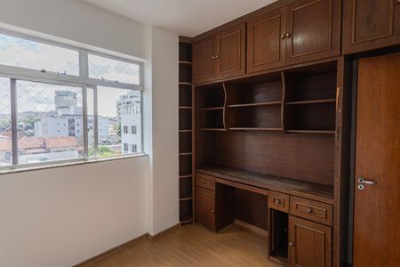 Apartamento para alugar com 157m², 3 quartos e 2 vagasQuarto 2