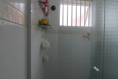 Casa à venda com 110m², 2 quartos e 2 vagasBanheiro Quarto 2