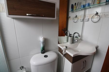 Banheiro Quarto 1 de casa à venda com 2 quartos, 110m² em Jardim Artur Alvim, São Paulo