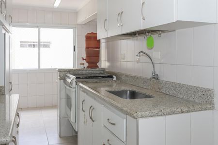 Apartamento à venda com 95m², 3 quartos e 2 vagasCozinha e Área de Serviço