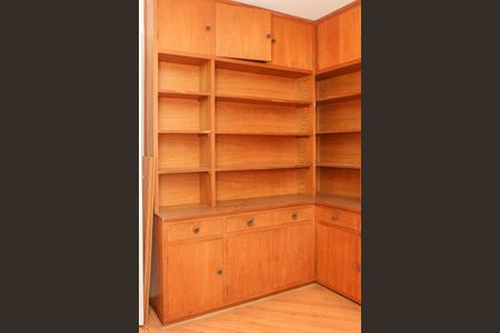 Apartamento à venda com 95m², 3 quartos e 2 vagasQuarto 2