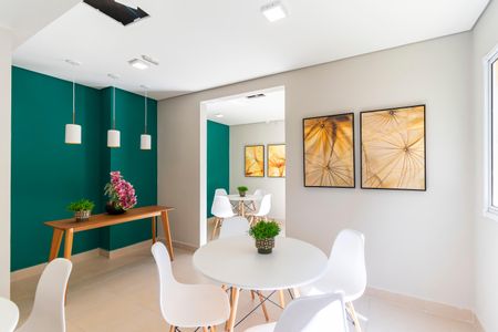 Apartamento para alugar com 32m², 2 quartos e sem vagaÁrea comum - Salão de festas