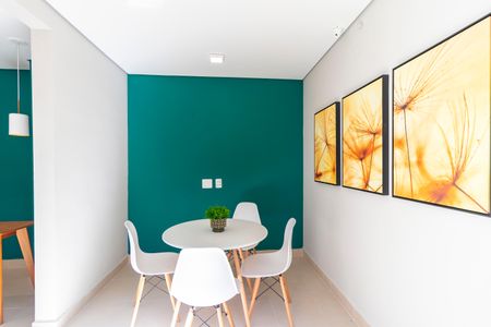 Apartamento para alugar com 32m², 2 quartos e sem vagaÁrea comum - Salão de festas