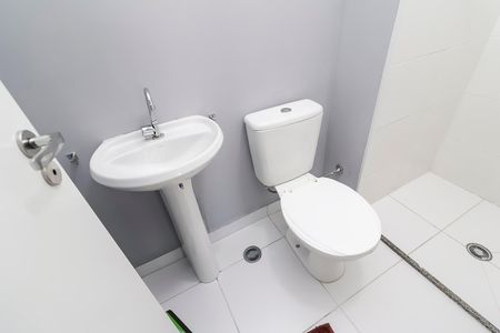 Apartamento para alugar com 32m², 2 quartos e sem vagaBanheiro