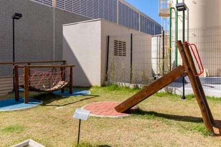 Apartamento para alugar com 32m², 2 quartos e sem vagaÁrea comum - Playground