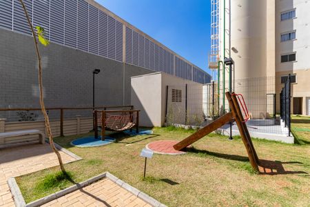 Apartamento para alugar com 32m², 2 quartos e sem vagaÁrea comum - Playground