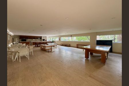 Apartamento à venda com 172m², 3 quartos e 3 vagasChurrasqueira 