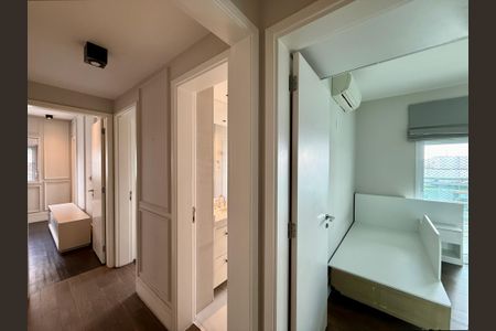 Apartamento à venda com 172m², 3 quartos e 3 vagasCorredor Quartos