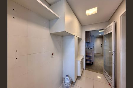 Apartamento à venda com 172m², 3 quartos e 3 vagasÁrea de Serviço