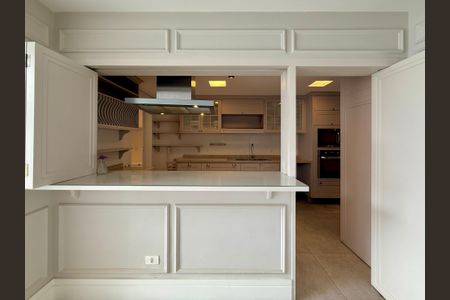 Apartamento à venda com 172m², 3 quartos e 3 vagasCozinha 