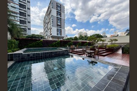 Apartamento à venda com 172m², 3 quartos e 3 vagasPiscina 