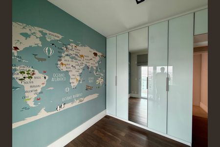 Apartamento à venda com 172m², 3 quartos e 3 vagasQuarto 4