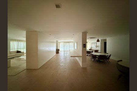 Apartamento à venda com 172m², 3 quartos e 3 vagasSalão de Festas