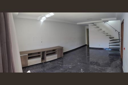 Sala de casa à venda com 3 quartos, 184m² em Jardim Jamaica, Santo André