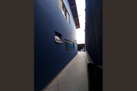 Casa à venda com 184m², 3 quartos e 2 vagasÁrea externa