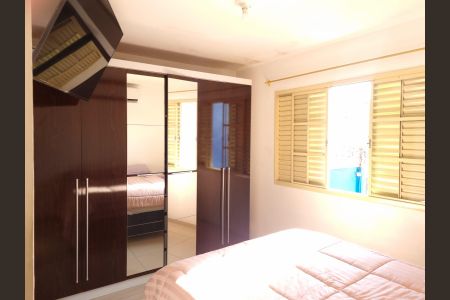 Quarto de casa à venda com 3 quartos, 184m² em Jardim Jamaica, Santo André