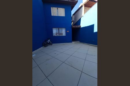Casa à venda com 184m², 3 quartos e 2 vagasFachada