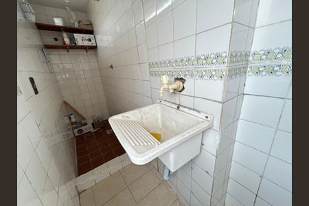 Apartamento para alugar com 80m², 2 quartos e 1 vagaÁrea de Serviço