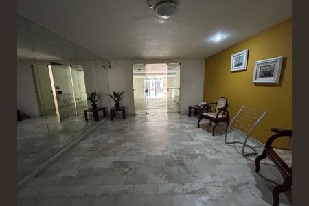 Apartamento para alugar com 80m², 2 quartos e 1 vagaHall de entrada