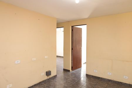 Sala de apartamento para alugar com 2 quartos, 60m² em Guaianases, São Paulo