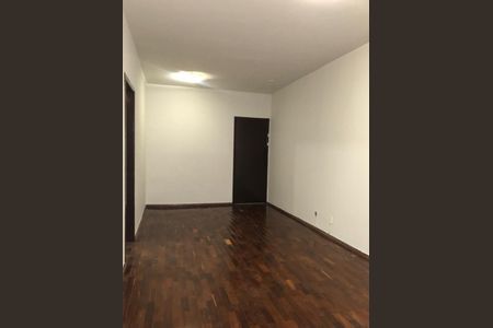 Sala de apartamento à venda com 3 quartos, 104m² em Santa Efigênia, Belo Horizonte