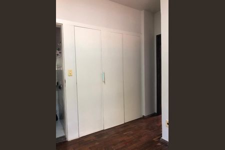 Quarto de apartamento à venda com 3 quartos, 104m² em Santa Efigênia, Belo Horizonte