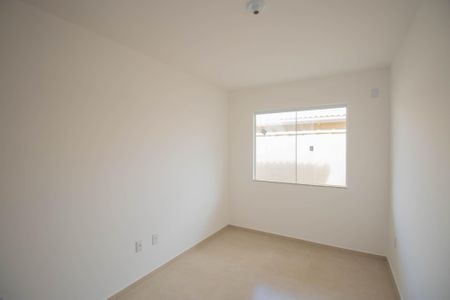 Quarto 1 de casa para alugar com 1 quarto, 332m² em Laranjal, São Gonçalo