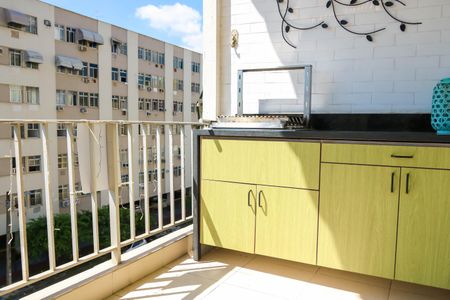 Apartamento à venda com 81m², 2 quartos e 1 vagaVaranda da Sala