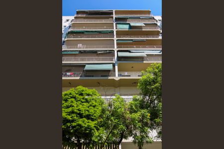 Apartamento à venda com 81m², 2 quartos e 1 vagaFachada