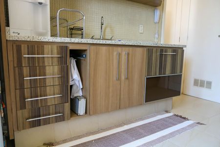 Apartamento à venda com 81m², 2 quartos e 1 vagaCozinha