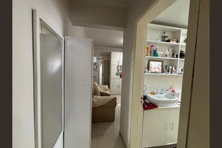 Apartamento à venda com 47m², 1 quarto e sem vaga
