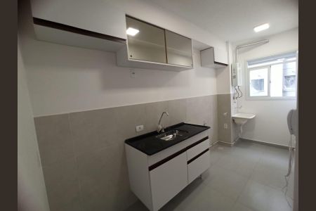 Cozinha de apartamento para alugar com 2 quartos, 41m² em Irajá, Rio de Janeiro