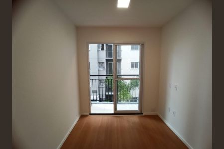 Sala de apartamento para alugar com 2 quartos, 41m² em Irajá, Rio de Janeiro