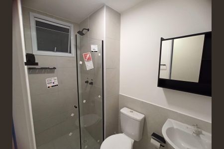 Banheiro de apartamento para alugar com 2 quartos, 41m² em Irajá, Rio de Janeiro