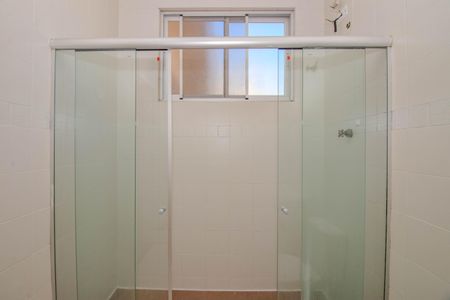 Apartamento à venda com 90m², 2 quartos e sem vaga Apartamento à venda com 90m², 2 quartos e sem vagaBanheiro