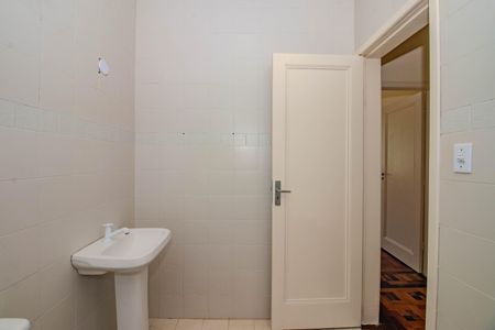 Apartamento à venda com 90m², 2 quartos e sem vaga Apartamento à venda com 90m², 2 quartos e sem vagaBanheiro