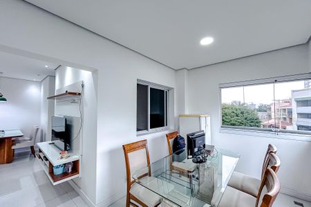 Apartamento à venda com 69m², 2 quartos e 1 vagaVaranda