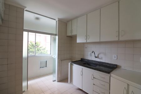Apartamento para alugar com 65m², 2 quartos e 1 vagaCozinha 