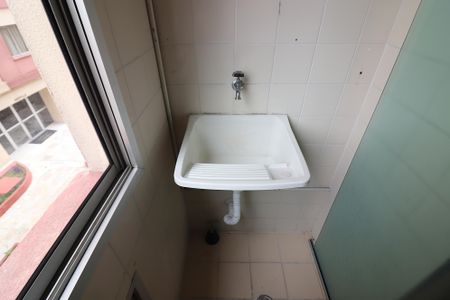 Apartamento para alugar com 65m², 2 quartos e 1 vagaÁrea de Serviço