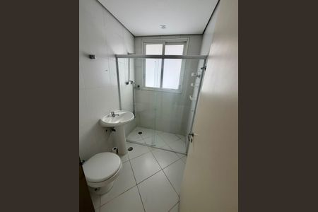 Apartamento à venda com 440m², 4 quartos e 3 vagas Apartamento à venda com 440m², 4 quartos e 3 vagasBanheiro