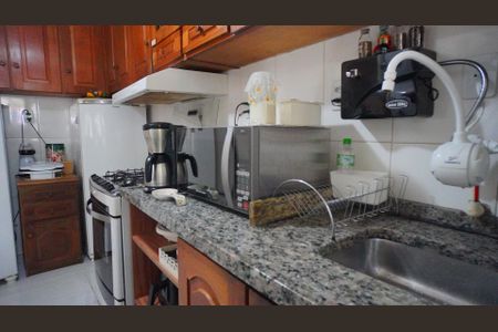 Apartamento à venda com 65m², 3 quartos e sem vagaCozinha 