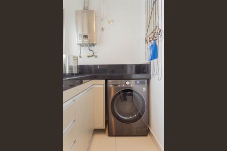 Apartamento à venda com 60m², 2 quartos e 1 vagaÁrea de Serviço