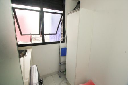 Apartamento à venda com 60m², 2 quartos e 2 vagasÁrea de Serviço