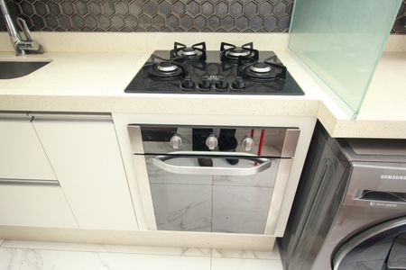 Apartamento à venda com 60m², 2 quartos e 2 vagasCozinha