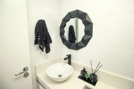 Apartamento à venda com 60m², 2 quartos e 2 vagasBanheiro Social