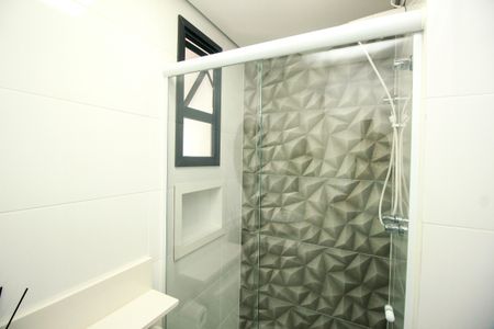 Apartamento à venda com 60m², 2 quartos e 2 vagasBanheiro Social