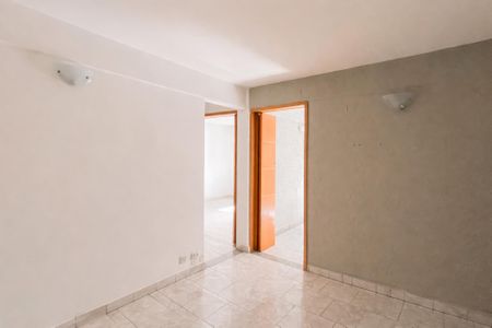 Sala de apartamento para alugar com 2 quartos, 50m² em Jardim Marilu, São Paulo