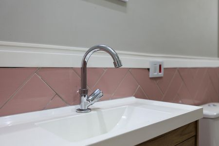 Casa para alugar com 56m², 2 quartos e sem vagaBanheiro da Suíte 1