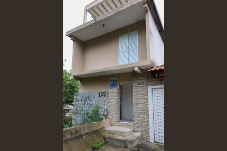 Casa para alugar com 56m², 2 quartos e sem vagaFachada